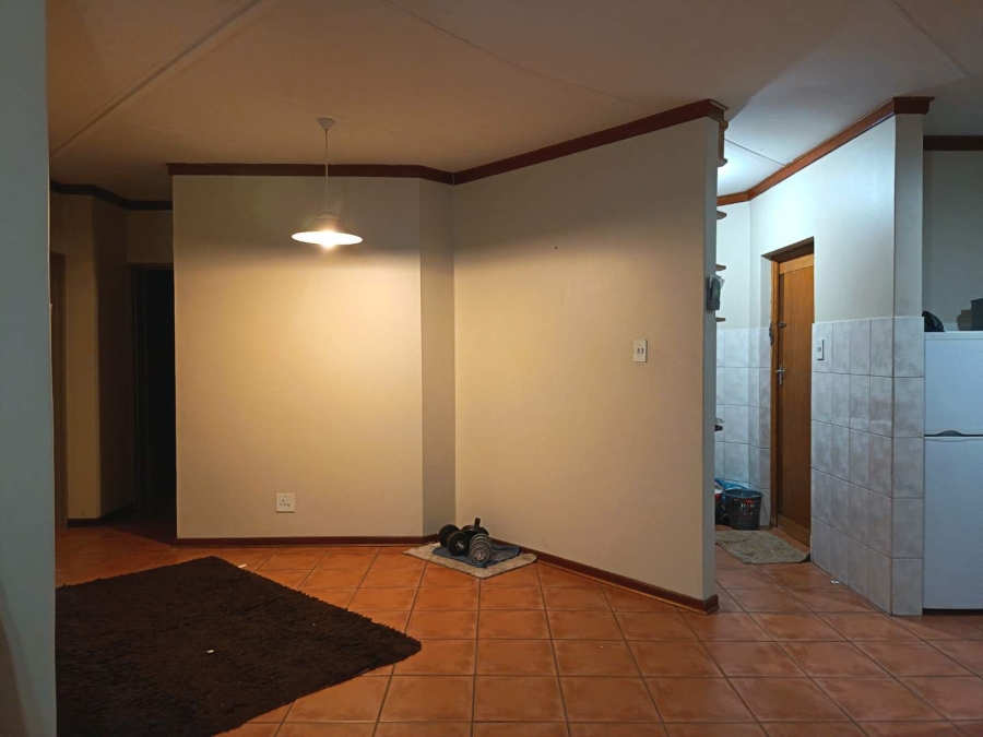 To Let 3 Bedroom Property for Rent in Langenhovenpark Free State